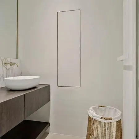 Deluxe 2-br In Apartment Antwerp