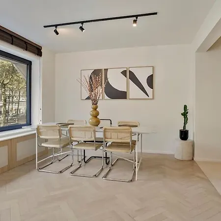 Deluxe 2-br In * Antwerp